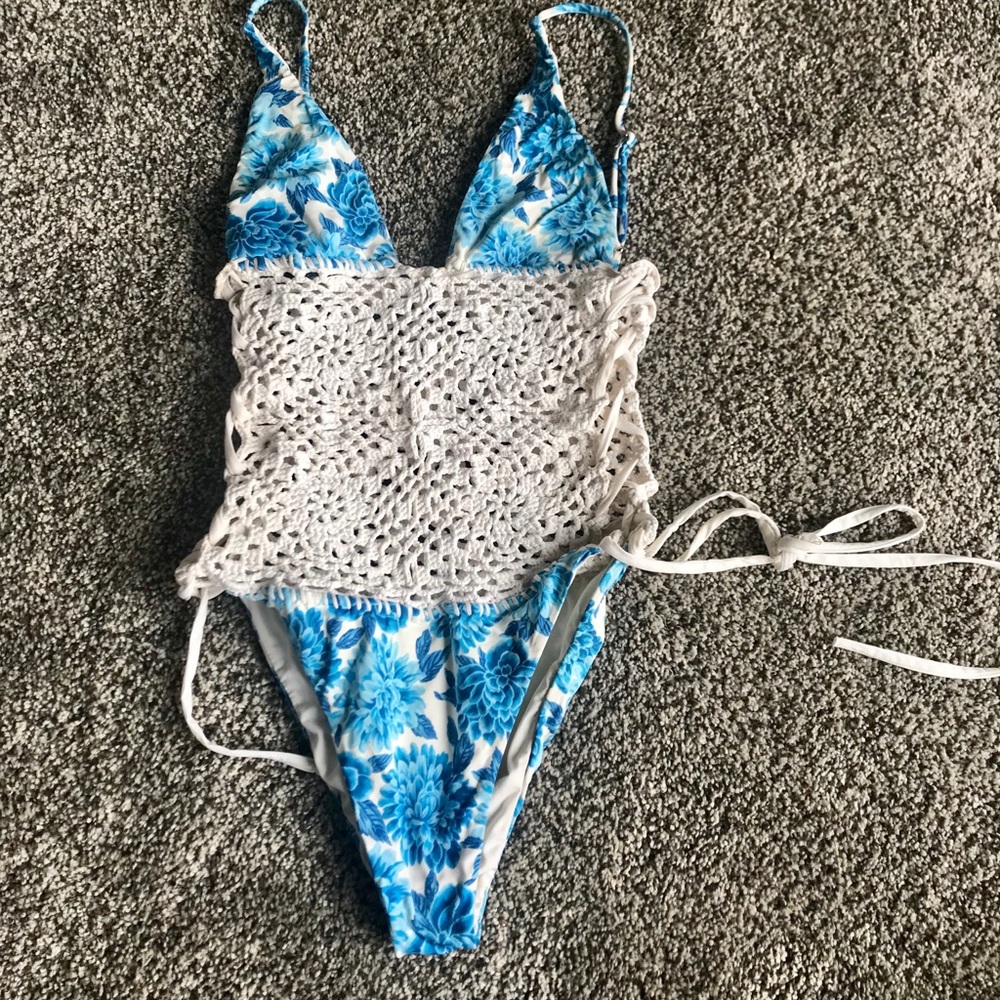 Frankie’s Lilah One Piece In Blue Dahila